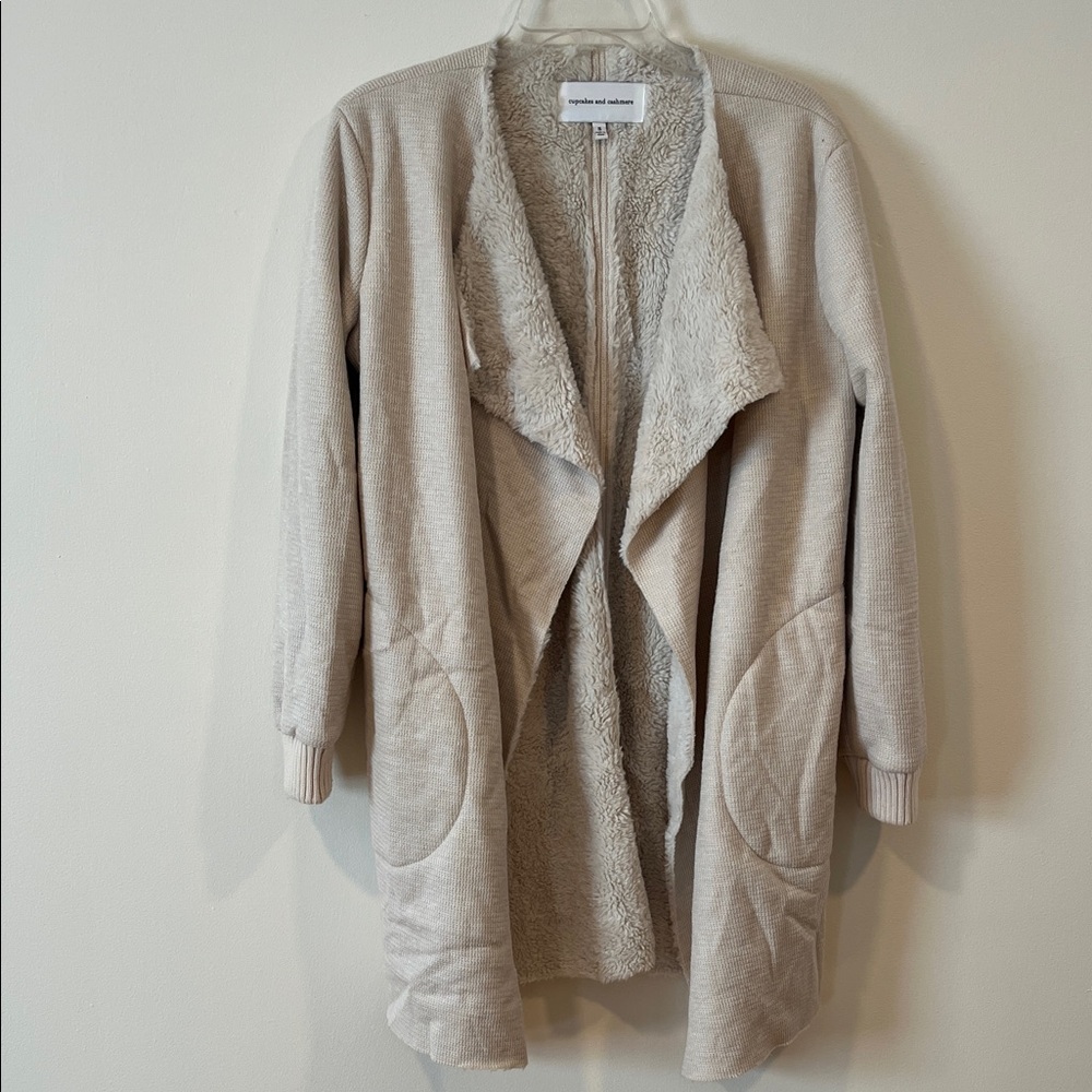 Cupcakes & Cashmere Beige Open Front Cardigan Size Small